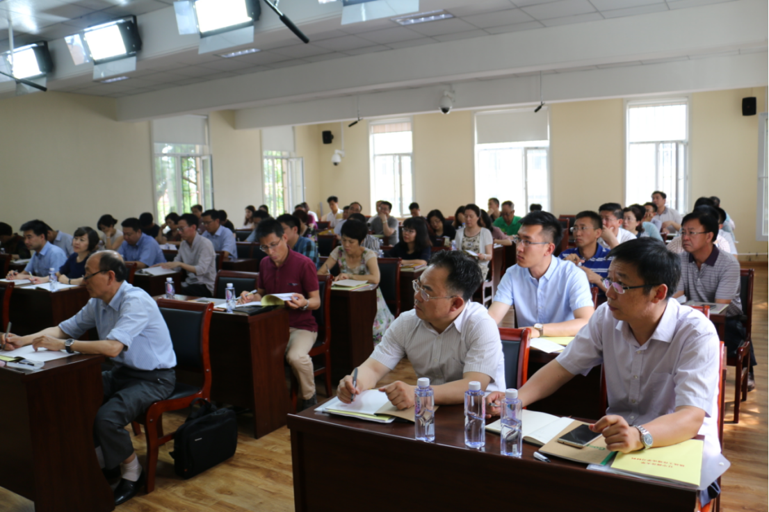 完美网页版召开统战干部培训大会
