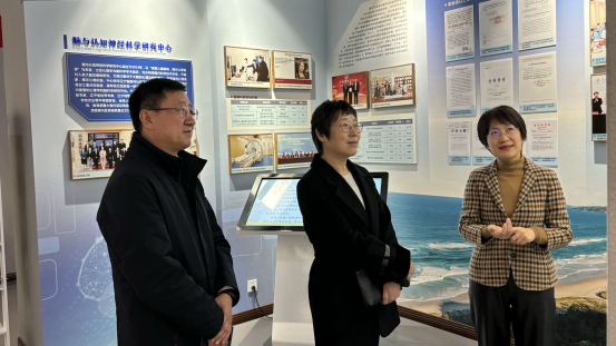 校党委书记刘宏到档案馆（校史馆）调研指导工作