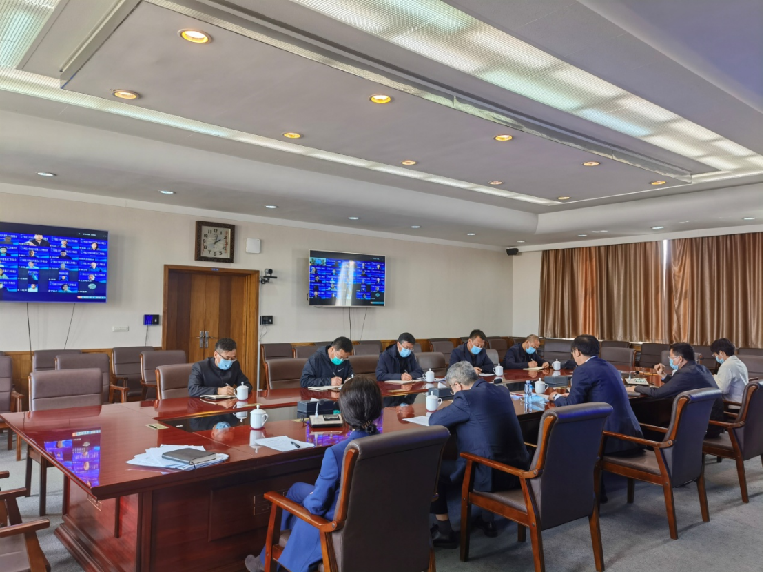 完美网页版召开2022年度重点工作推进会