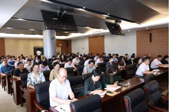学校召开2023年暑假前工作部署会