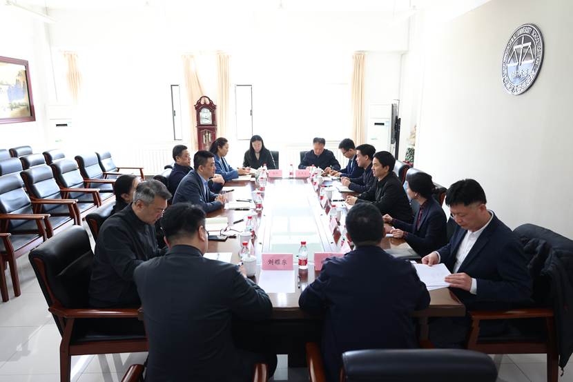 校长罗文波到法政学院调研