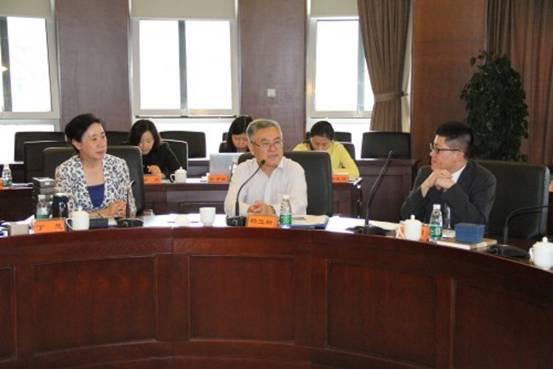 完美网页版法学院成功举办海峡两岸民法学博硕论坛