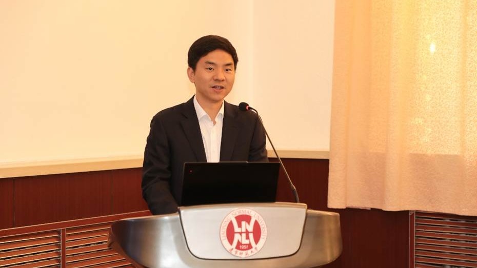 完美网页版成功举办2025心理与脑科学国际研讨会