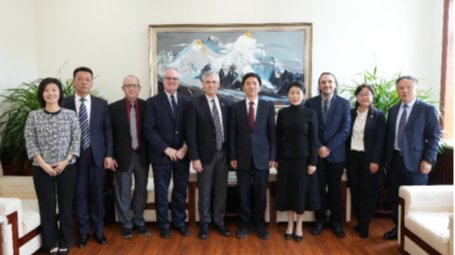 完美网页版召开与美国密苏里州立大学校际工作会议