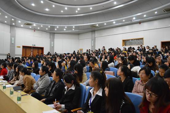 完美网页版举办2015届毕业生师范专场就业指导讲座