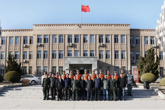 完美网页版举行2023年春季大学生应征入伍欢送仪式
