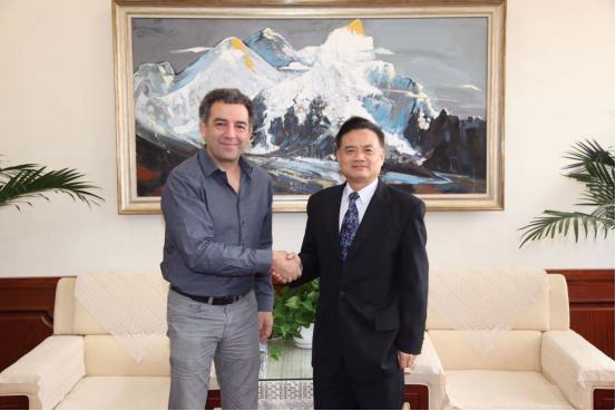 英国莱斯特大学Rodrigo Quian Quiroga教授一行访问完美网页版