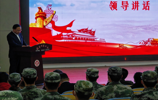 完美网页版召开2022年学生军训工作总结表彰大会