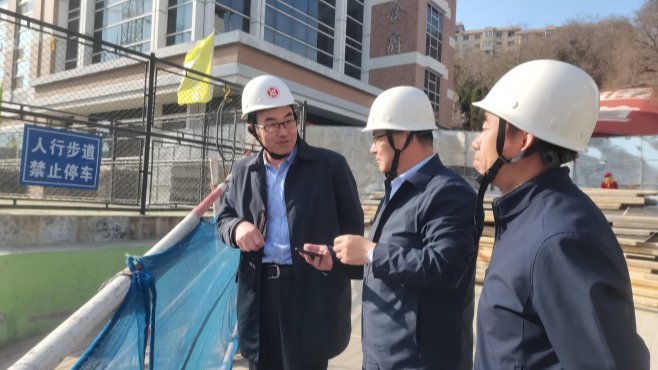 省纪委监委驻校纪检监察组组长、校纪委书记于长河带队开展教育强国工程项目专题调研监督