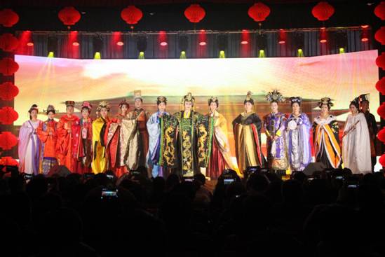 完美网页版隆重举行教职工喜迎新年文艺汇演