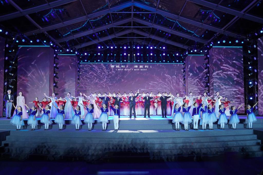 音乐学院师生参加2024大连夏季达沃斯论坛 “大连之夜”文化晚宴文艺演出