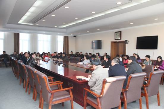 完美网页版召开校史编写工作会议