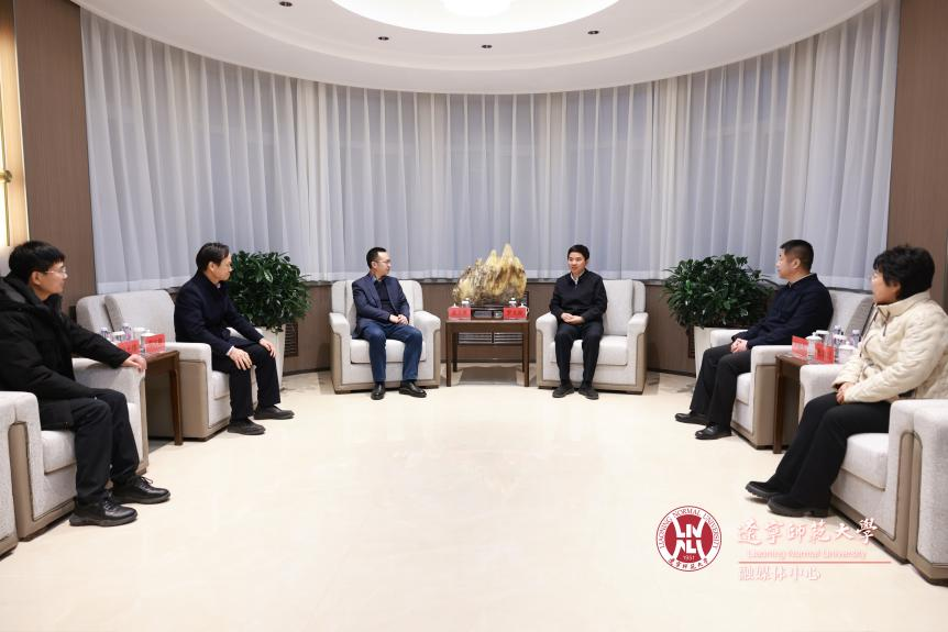 广东技术师范大学校长金义富一行到完美网页版调研