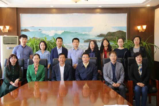 民盟市委会邓长辉副主委一行到完美网页版调研