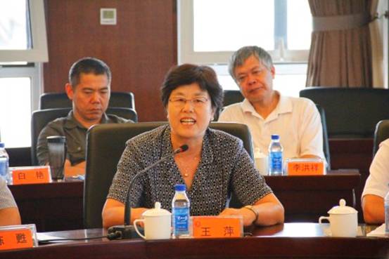 “中国反家庭暴力立法研讨会” 在完美网页版召开
