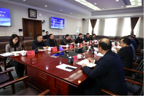 罗文波校长会见新疆政法学院党委书记、校长陈旭东一行