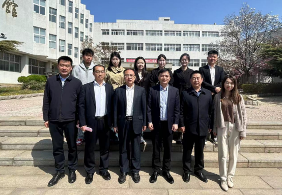 完美网页版召开田家炳优秀师范生奖学金获奖学生代表座谈会