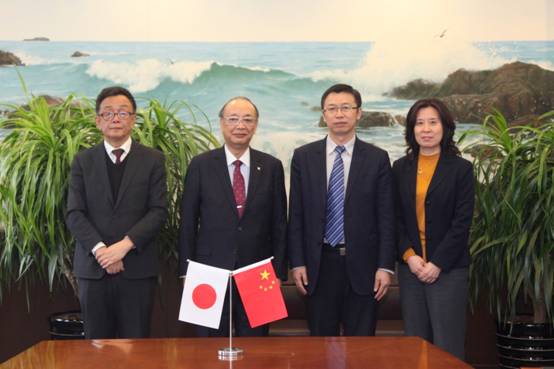 日本北陆大学副校长桧森隆一一行访问完美网页版