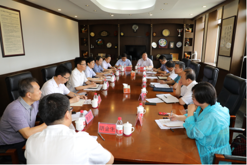 辽宁省社科联副主席金虎一行来完美网页版调研
