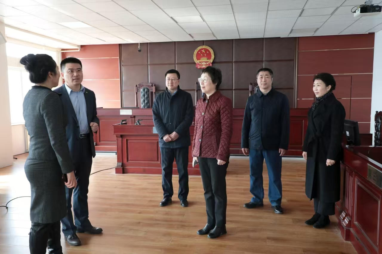 校领导走访检查新学期开学准备工作
